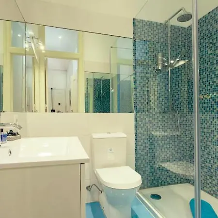 Charm Homes Historic Balcony & Art 리스본