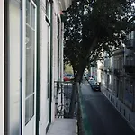 Charm Homes Historic Balcony & Art Daire