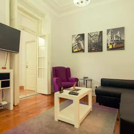 Charm Homes Historic Balcony & Art Лиссабон
